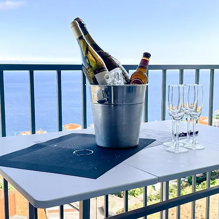 Mae De Deus - - Madeira Caniço