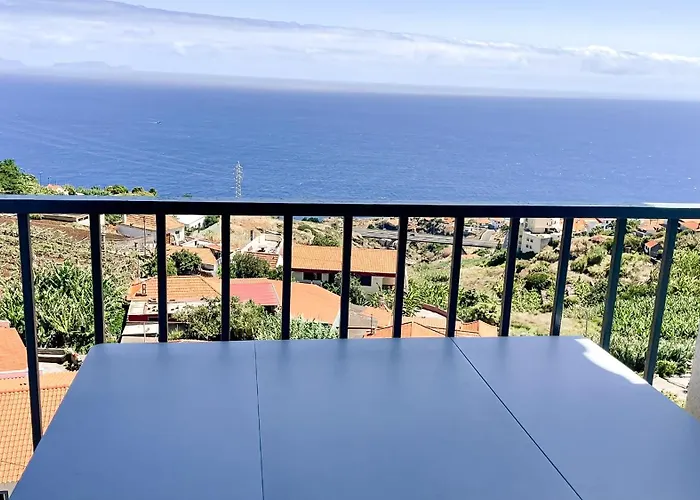 Mae De Deus - - Madeira Caniço